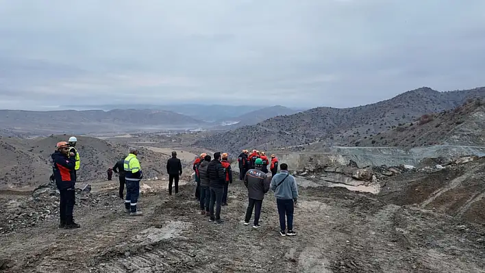 Sivas'ta bir işçi toprak altında kaldı