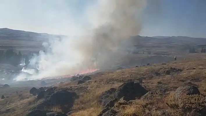 Sivas'ta çıkan yangın kontrol altına alındı!