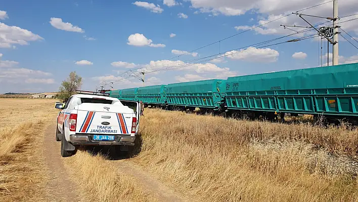 Son Dakika! - Kayseri'de Feci Tren Kazası - Bir Kişi Hayatını Kaybetti!