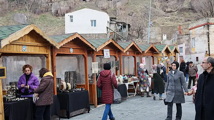 Sonbaharın son pazarı misafirlerini bekliyor!