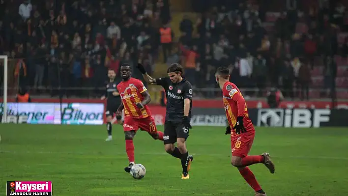 Spor Toto Süper Lig: Kayserispor: 4 - Sivasspor: 1 (Maç sonucu)