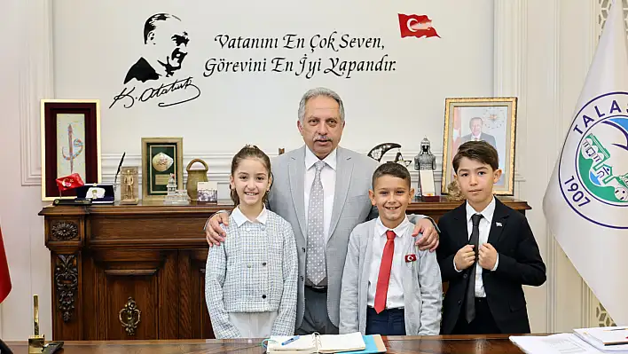 Talas'ta Başkanlık Koltuğu miniklerin oldu