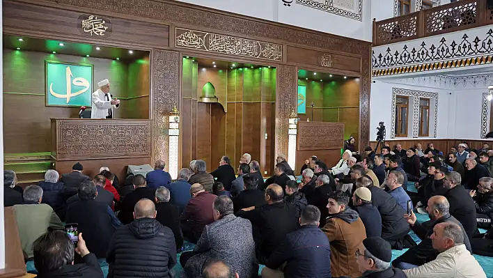 Talas'ta o cami ibadete açıldı