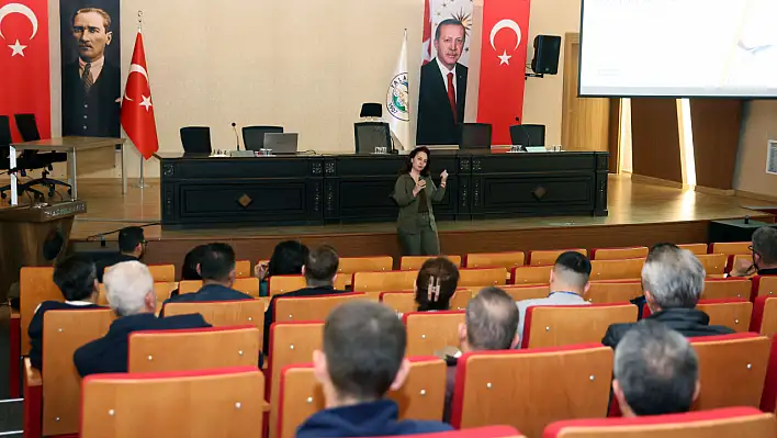 Talas'ta sigaranın zararları anlatıldı:  Uzman isimden altın değerinde uyarılar