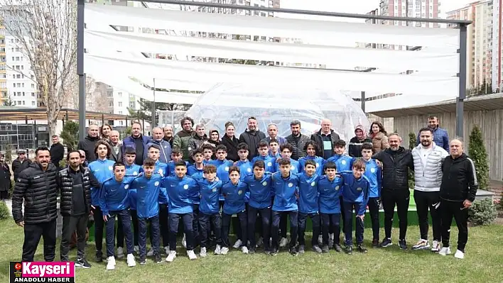 Talasgücü U14 şampiyonasına galibiyetle başladı