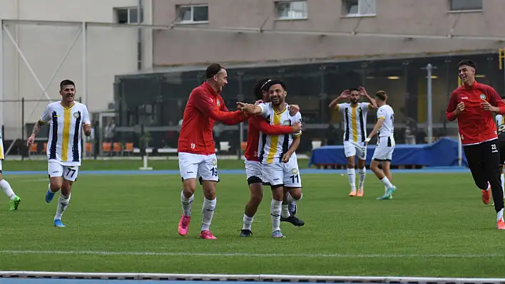 Talasgücü evinde güldü (2-1)