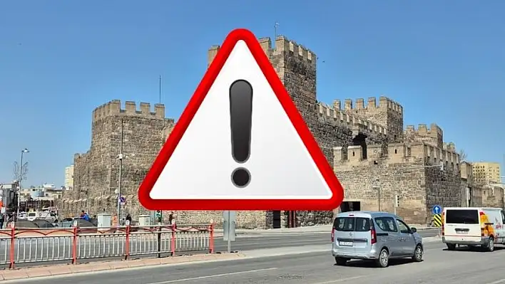 Tarihi Kayseri Kalesi alarm veriyor! İşte görünen tehlike...