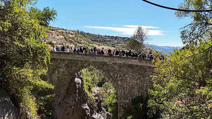 Yeni dönem öğretmen gezisi Süleymanlı'da başladı