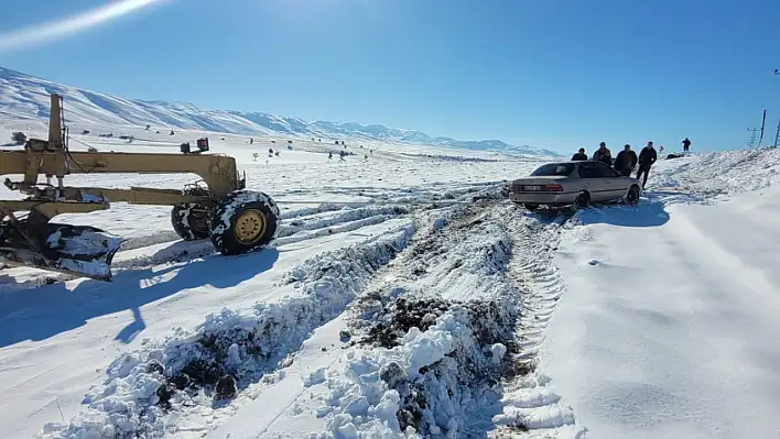 Tarlaya Uçan Araç Kurtarıldı!