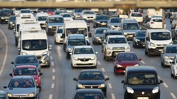 Taşıt sahipleri dikkat o markanın lastikleri toplatılıyor!