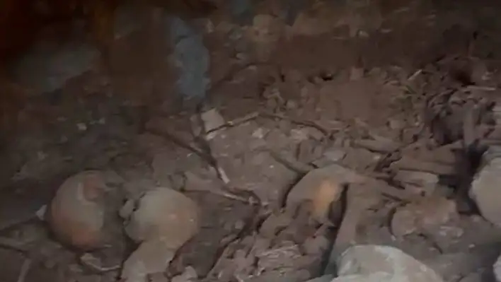 Temel açma sırasında kafatasları ve kemikler çıktı