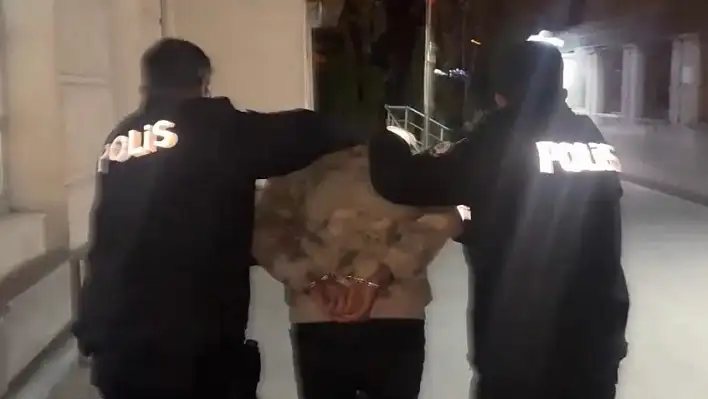 Temizlik için girdi, ziynetleri çalıp kaçamadı!