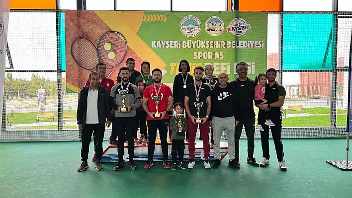 Tenis Defi Ligi'ne 200 sporcu katıldı