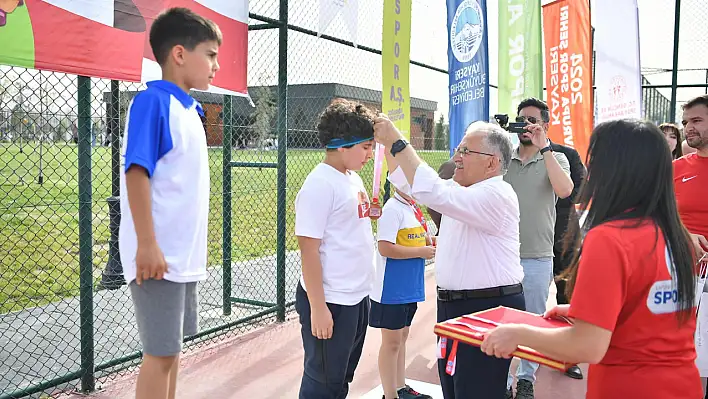 Tenis Turnuvası'nın Kazananları Belli Oldu!