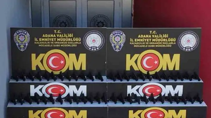 Otoyolda durdurulan tırın içinden onlarcası çıktı!