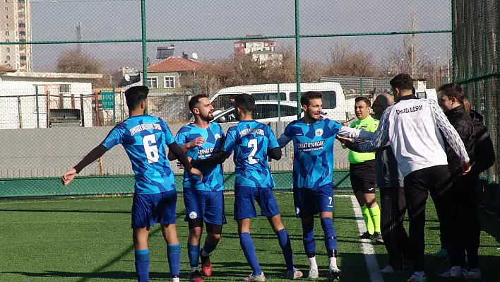 Tomarza Belediyespor ilk galibiyetini aldı!