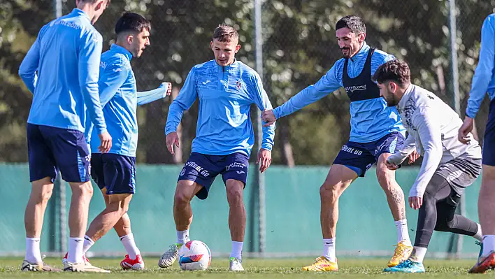 Trabzonspor'un Kayserispor maçı kamp kadrosu belli oldu