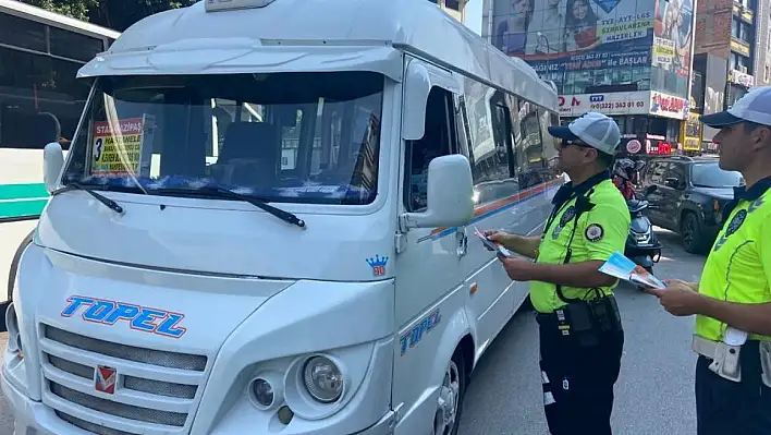 Trafik Polisinden uyarı: 'korna çalmak trafiği açmaz'