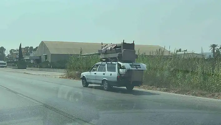 Trafikte tehlikeli yolculuk böyle görüntülendi!