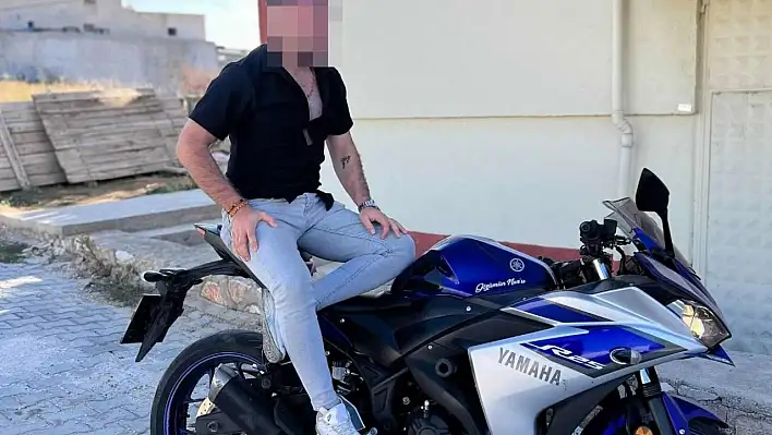 Tüfekle oynayan kişi kendini vurdu