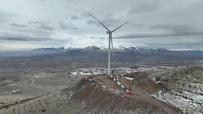 Türkiye'nin ilk toplu ulaşım RES projesi Kayseri'de hayata geçti