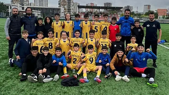 U13 Ligi'nde yarı final heyecanı!