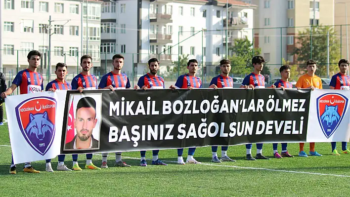 Ülküspor, Şehit Bozlağan'ı Unutmadı - Maça pankartla çıktılar