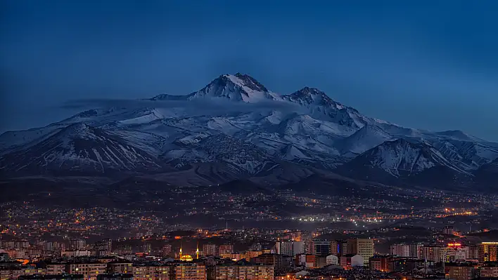 Uludağ'da 600 TL, Erciyes'te bakın kaç TL! Sucuk ekmek fiyatları neden bu kadar farklı?