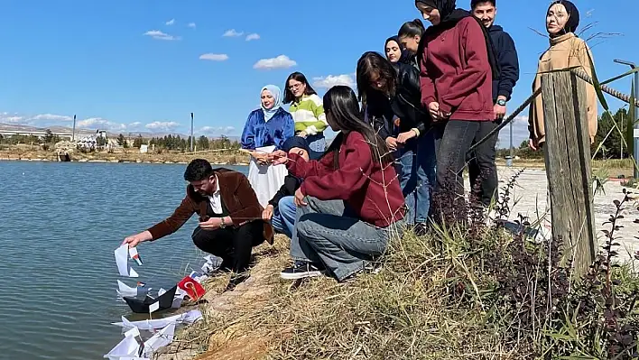 Üniversite öğrencilerinden sıradışı farkındalık projesi