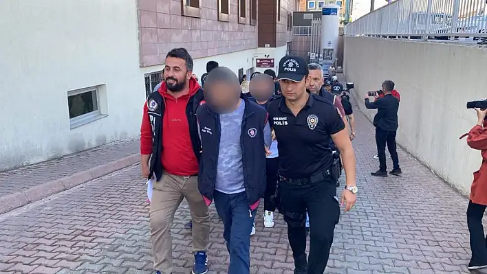 Uyuşturucu tacirlerine 'Kökünü Kurutma Operasyonu': 43 gözaltı