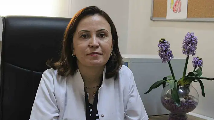 Uzman isim KKKA'ya karşı uyardı: Kenelerin ısırdığı hayvanlardan da bulaşabilir!