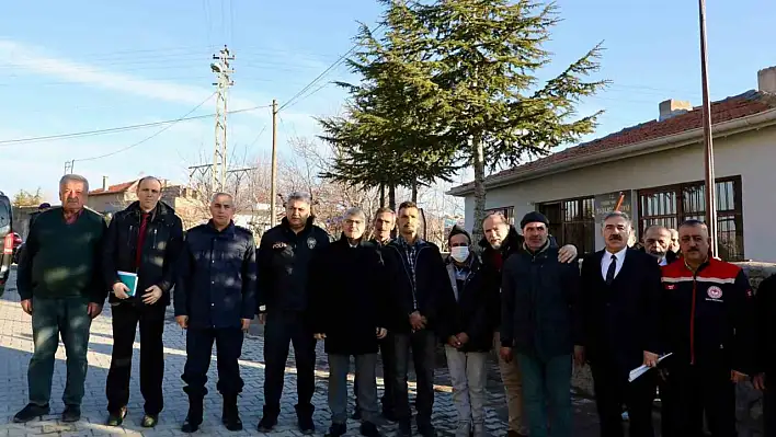 Niğde Valisi Çelik, Köylüleri Sorunlarını Dinledi