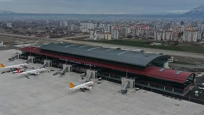 Vali Çiçek talimat verdi: Kayseri Havalimanı'nda dünya standartlarına ulaşıldı!