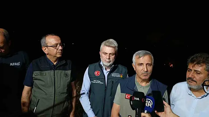 Kahramanmaraş'ta 18 ev boşaltıldı, 3 ev yandı!