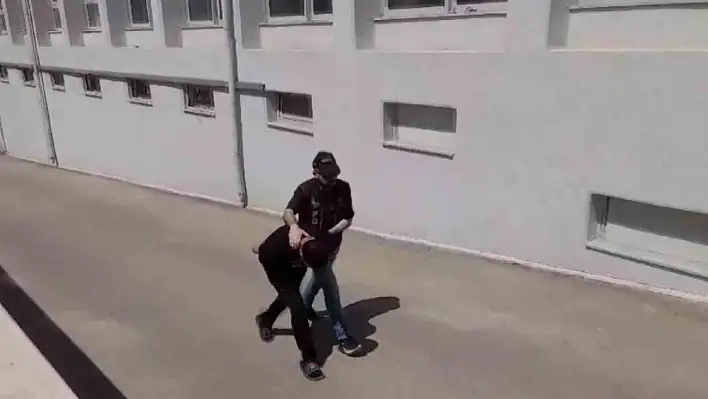 Adana'da valizinden 6 bin uyuşturucu hap çıktı: Savunması şaşırttı!