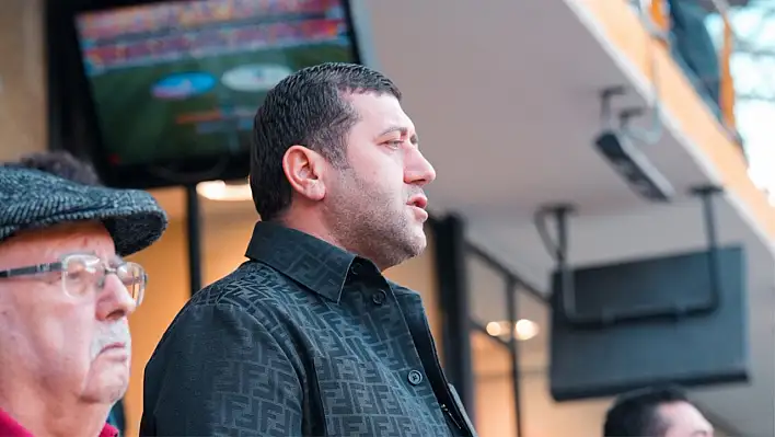 Vekil Ersoy'dan galibiyet mesajı: ''Biz şehir olarak kenetlenirsek Kayserispor'un önünde hiç kimse duramaz''