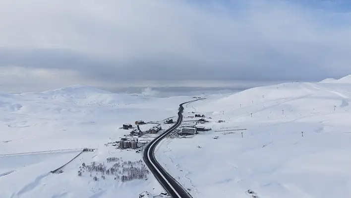 Yağan Kar Erciyes'e Yaradı!