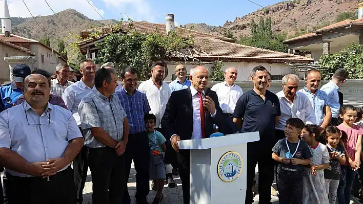 Yahyalı Belediyesi, Çavdaruşağı Mahallesi'ndeki hizmetlerin açılışını yaptı