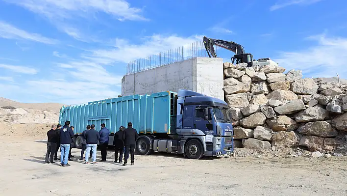 Yahyalı Belediyesi'nden çevreye duyarlı adım! Katı Atık Aktarma İstasyonu kuruldu!