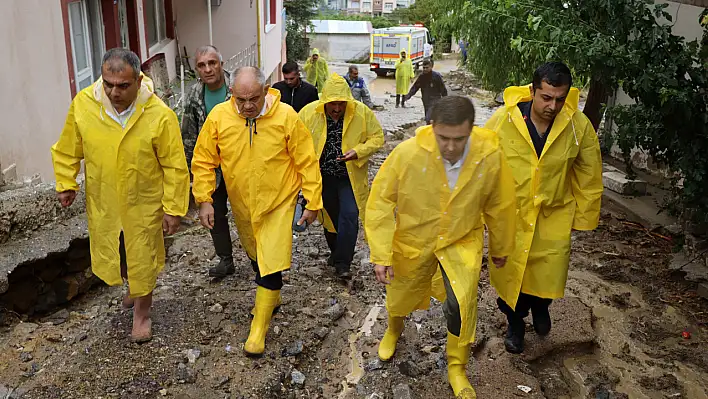 Yahyalı'daki sel hayatı olumsuz etkiledi!