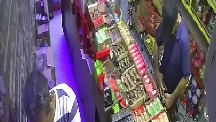 Yankesicilik yaparken önce kameraya sonra polise yakalandı!