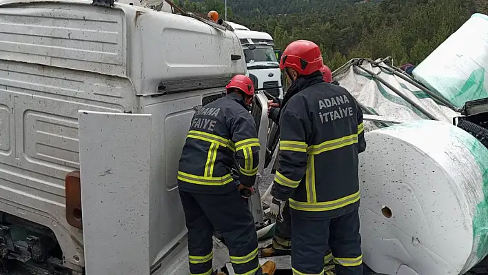 Adana'da Zincirleme Trafik Kazası nın Görüntüleri Ortaya Çıktı!