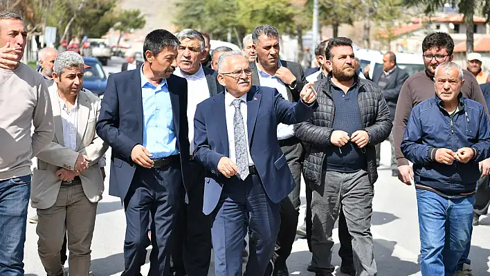 Yemlihalı vatandaşlar Büyükkılıç'ı coşkuyla karşıladı