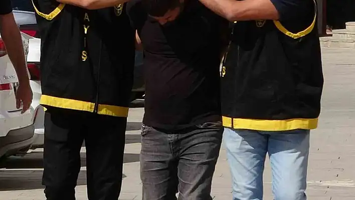 Adana'da kıskançlık krizi: 1 ölü