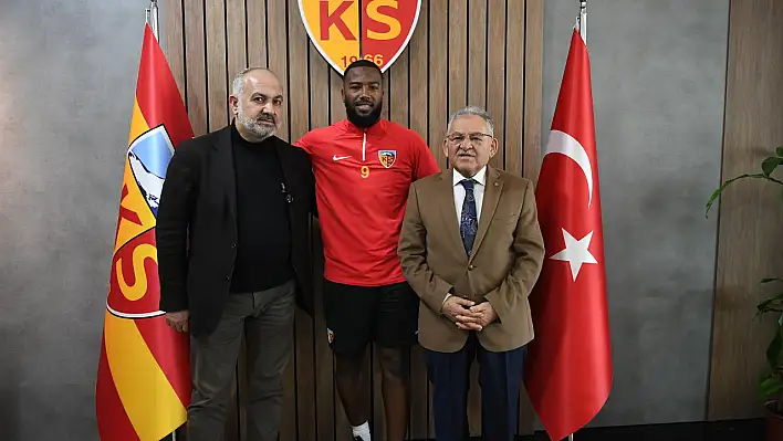 Yeni transfer Duckens Nazon Kayseri'de… Nazon'dan başkana gol sözü