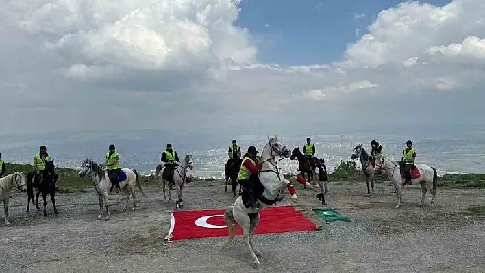 Ali Dağı'nda '19 Mayıs' tırmanışı