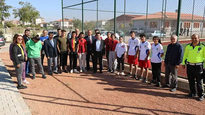 Yeşilhisar'da öğrenciler arası koşu yarışı yapıldı