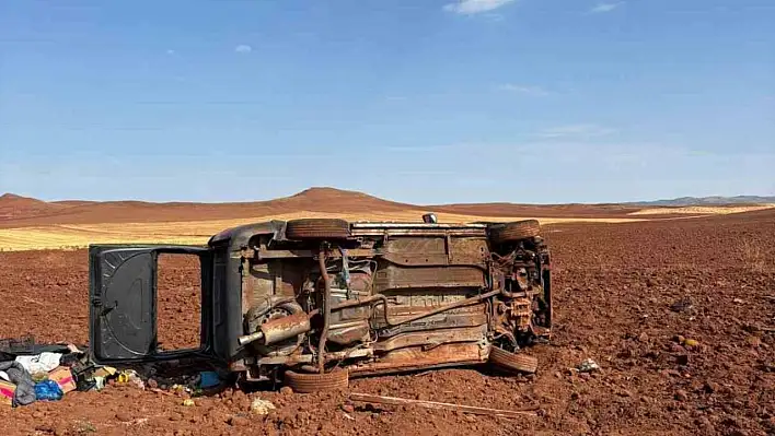 Yozgat'ta hafif ticari araç devrildi: Sürücü yaralandı!