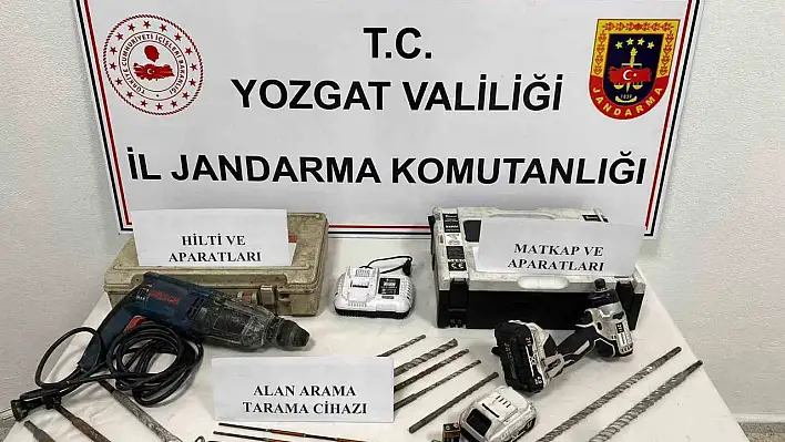 Yozgat'ta kaçak kazı yapan şahıslar suçüstü!