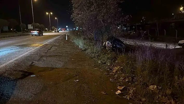 Zonguldak'ta otomobil şarampole yuvarlandı!